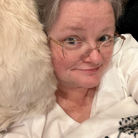 Meet your Posher, Tessa - Picture 7 of 8